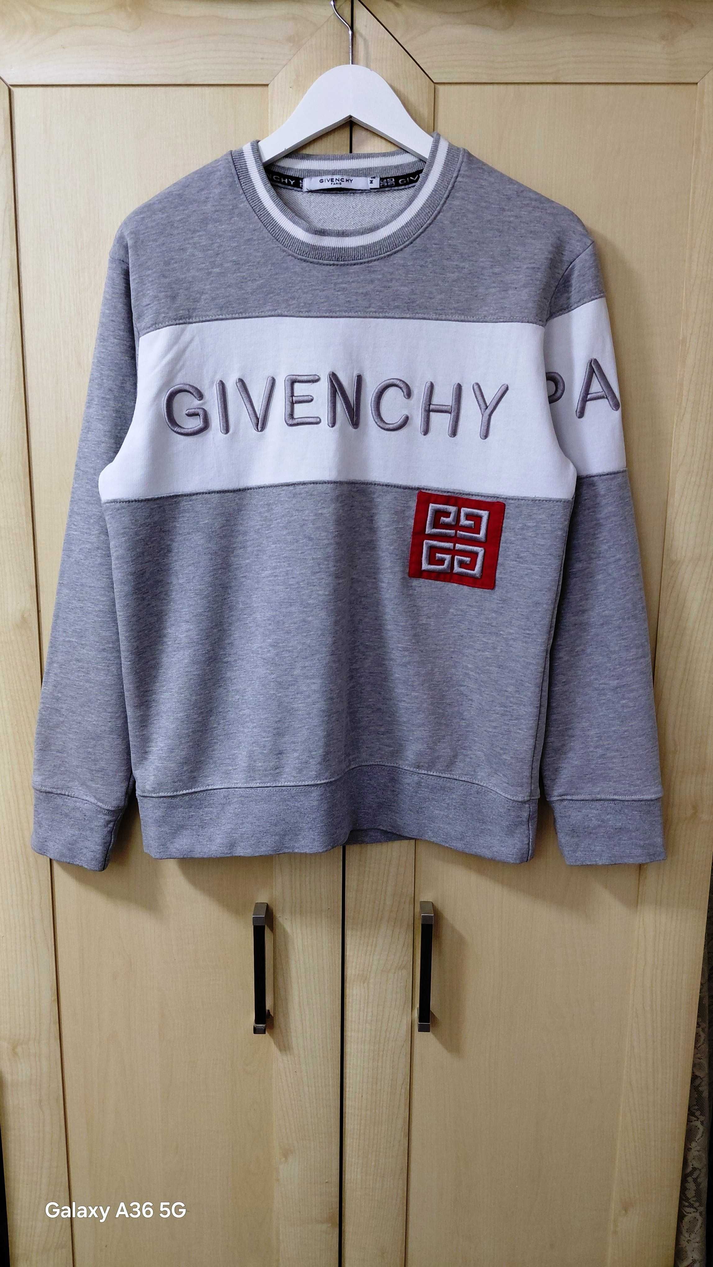 Givenchy śliczna damska bluza