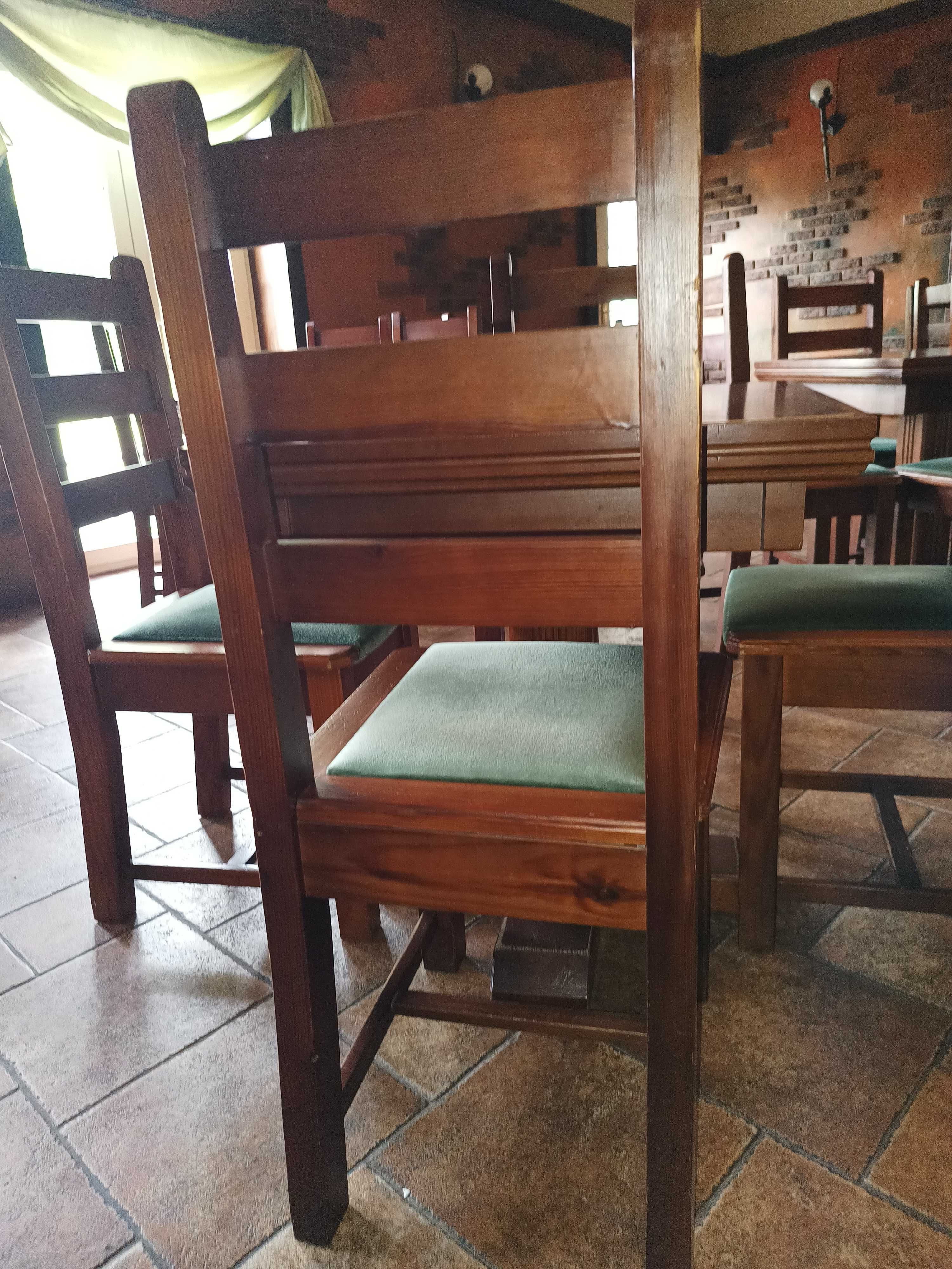 Stoly dwa rozne wymiary i krzesla