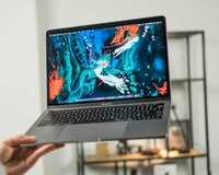 MacBook Pro 13 Touch Bar (2019) i7-16озу-512ssd