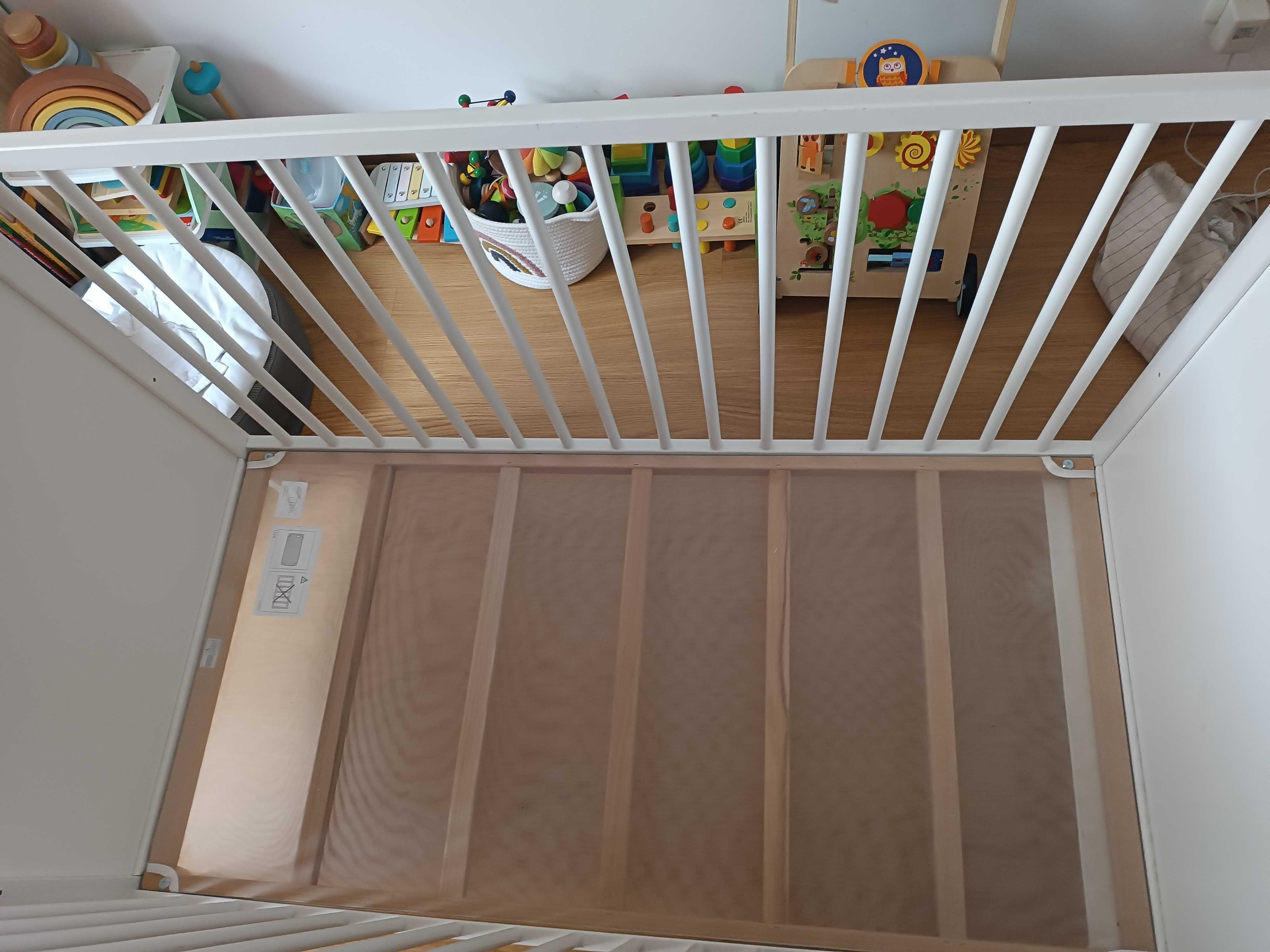 Berço de grades Ikea + colchão molaflex baby + lençois Zara home