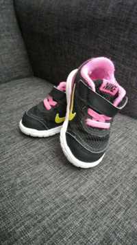 Tênis Nike de menina n°19,5