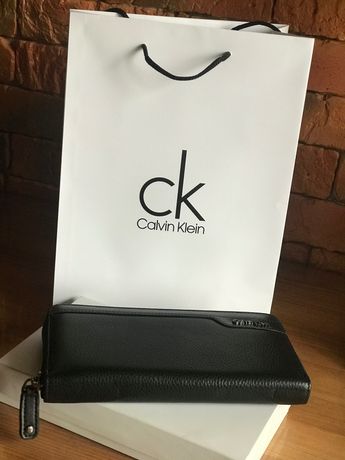 Клатч кошелёк Calvin Klein кожаный ( оригинал )