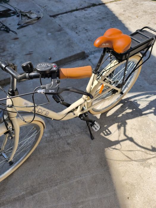 Rower elektryczny  CORE nowy