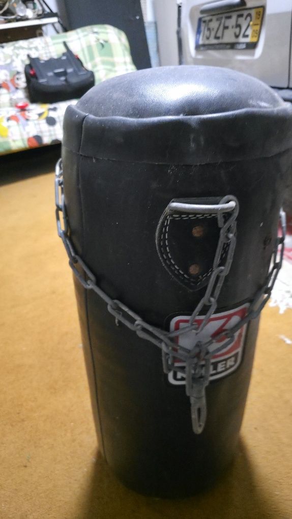 Saco de boxe usado