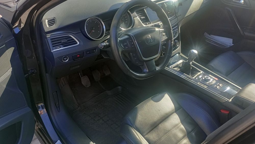 Peugeot 508 SW .