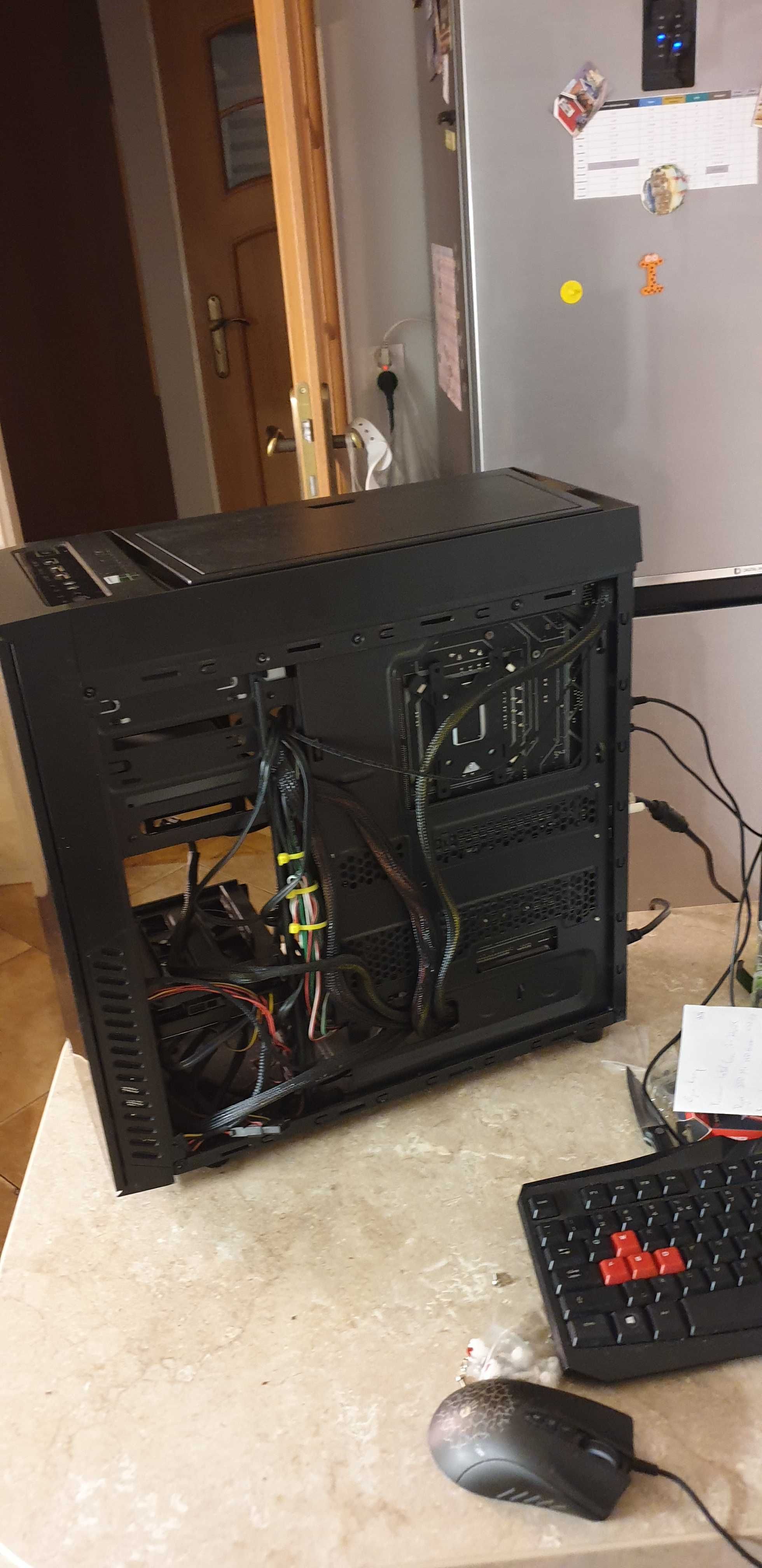 PC - i7-7700K, Radeon RX580, 16GB RAM, Dysk SSD