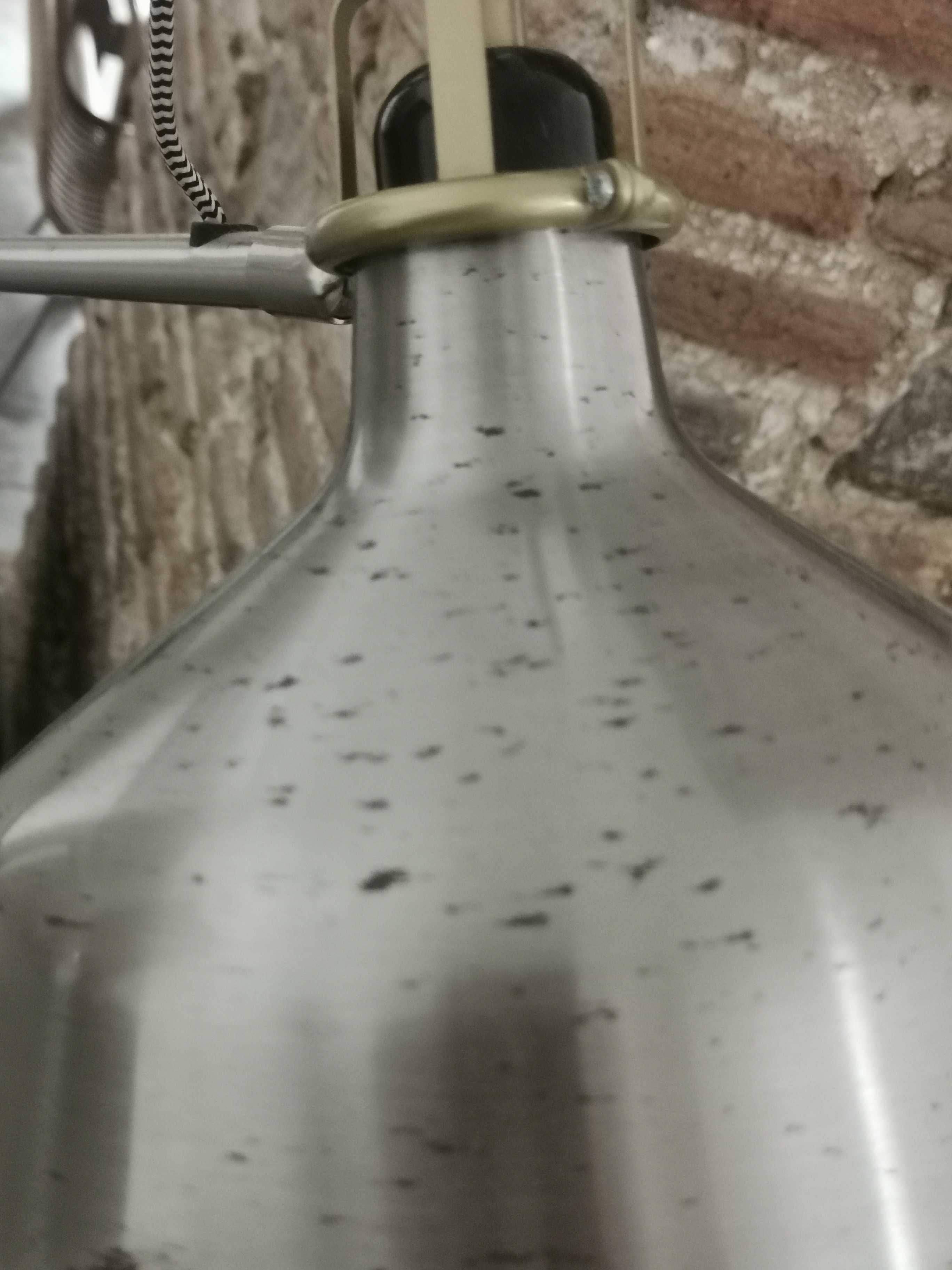 Candeeiros de pé