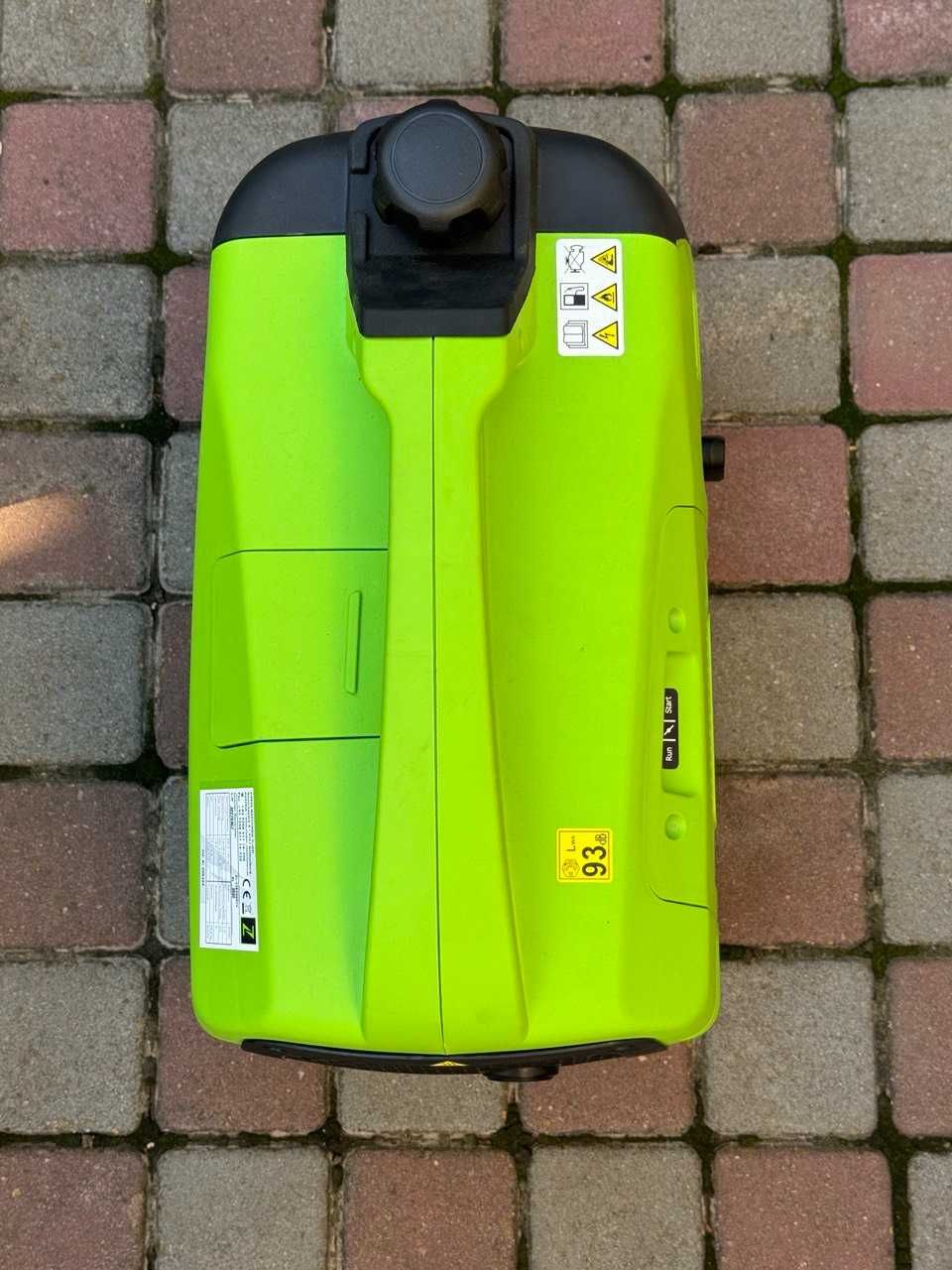 Інверторний генератор Zipper ZI-STE2000IV