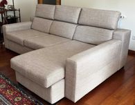 Sofá de 3 lugares com chaise long com 2,30 m de largura