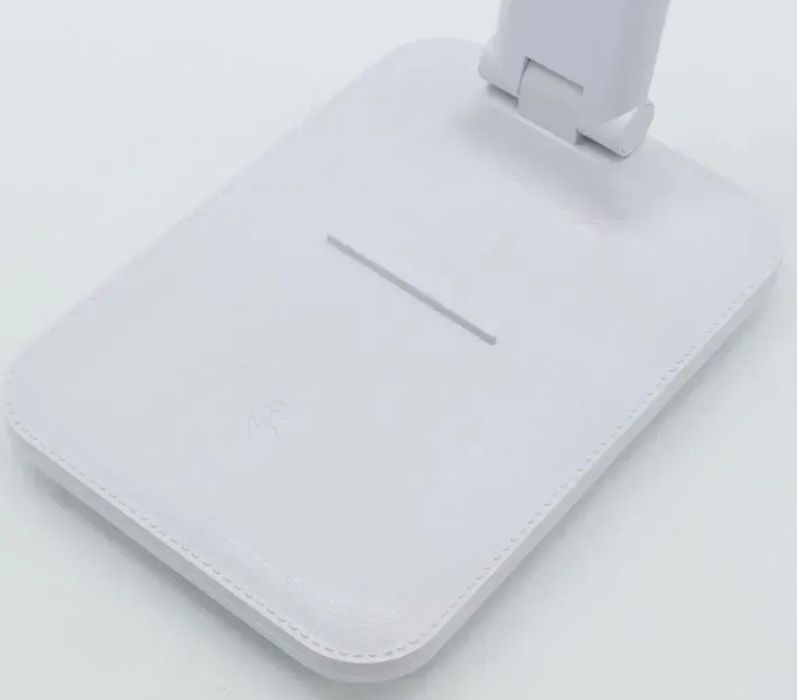 Лампа настільна з дисплеєм та підставкою від USB