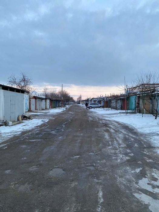 Сдам гараж металлический, Хортицкий р-н. ГК ,,Фронтовик,,