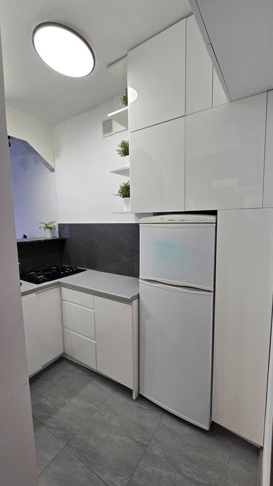 Gotowa kawalerka z WINDĄ i BALKONEM! Wchodzisz i mieszkasz!