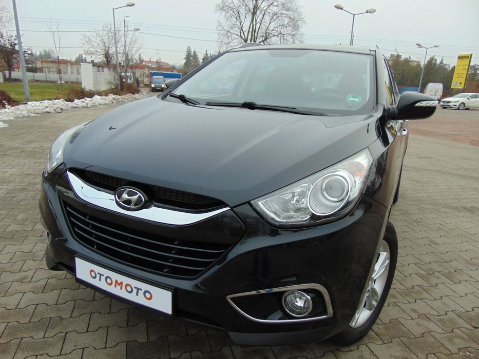 Hyundai ix35 HYUNDAI IX35 2 ,0 GDI PREMIUM 2WD *Navi *Kamera *Półskóry Full opcja
