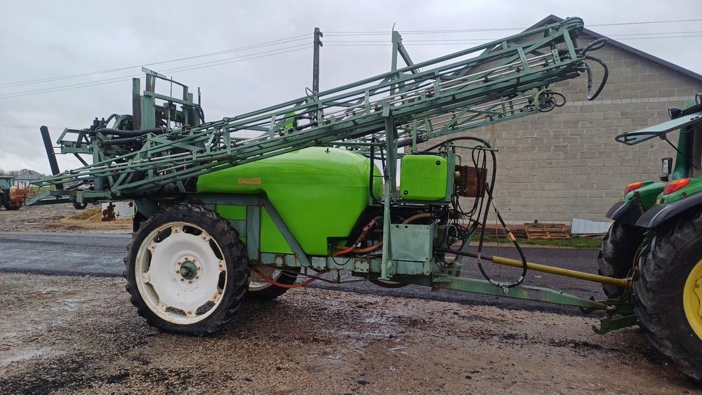 Opryskiwacz ciągany Tecnoma