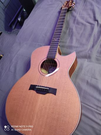 Gitara akustyczna - BATON ROUGE X6C/AC-AF - z akcesoriami