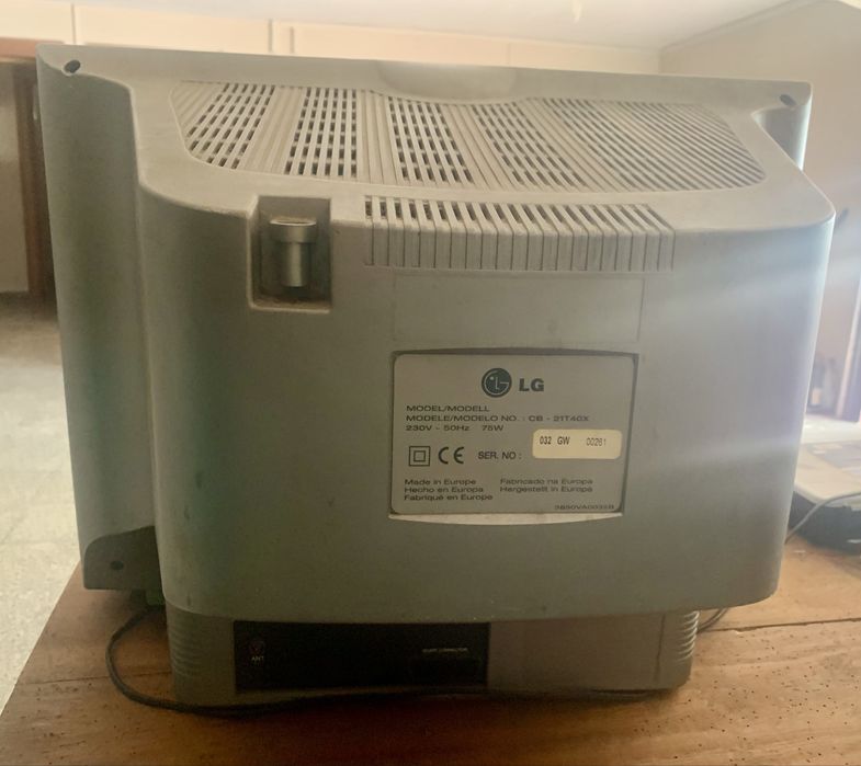 Televisão LG CB-21t40x