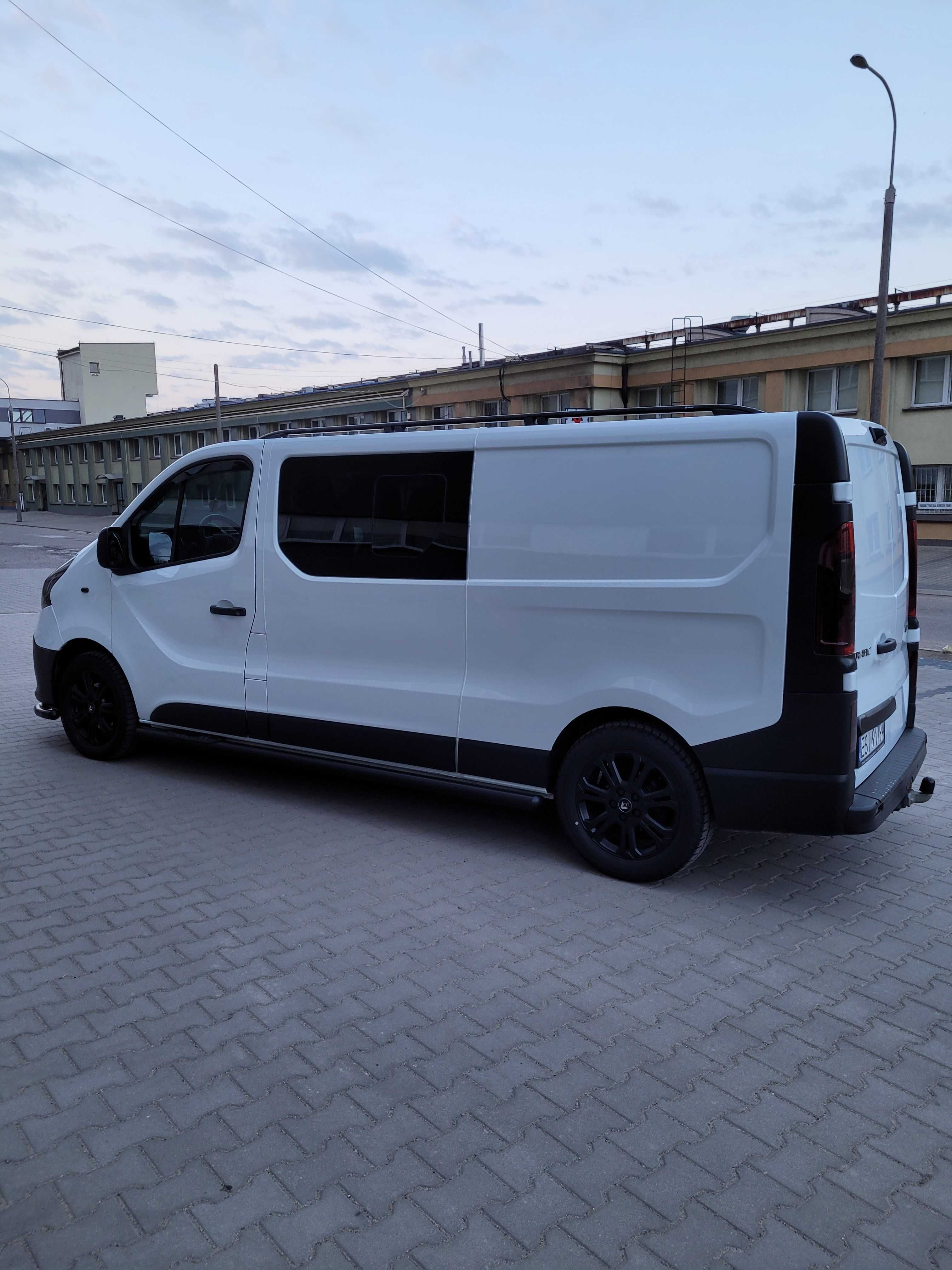 Renault Trafic 2.0 diesel, 6 os, Automat, Brygadówka,