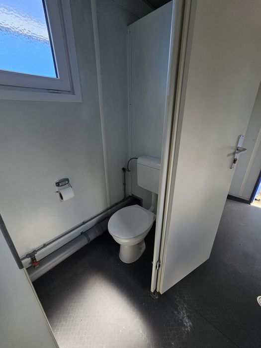 Sprzedam kontener sanitarny firmy containex