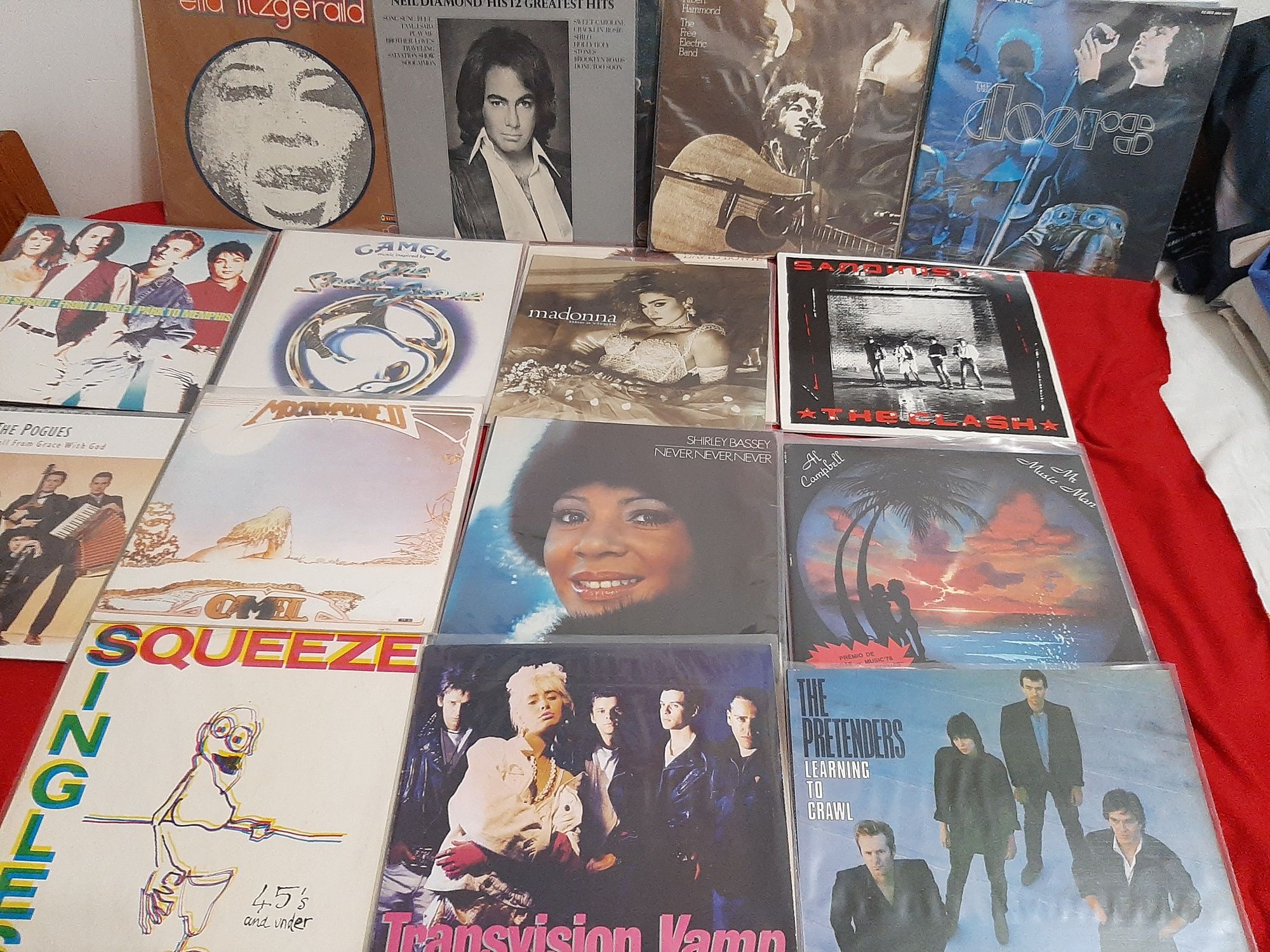 40 DISCOS VINIL vários estilos musicais