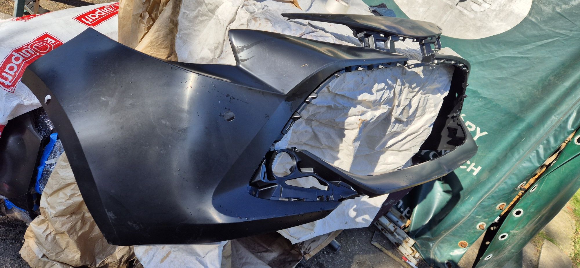 Zderzak przód przedni toyota Corolla e21 nowy oryginał