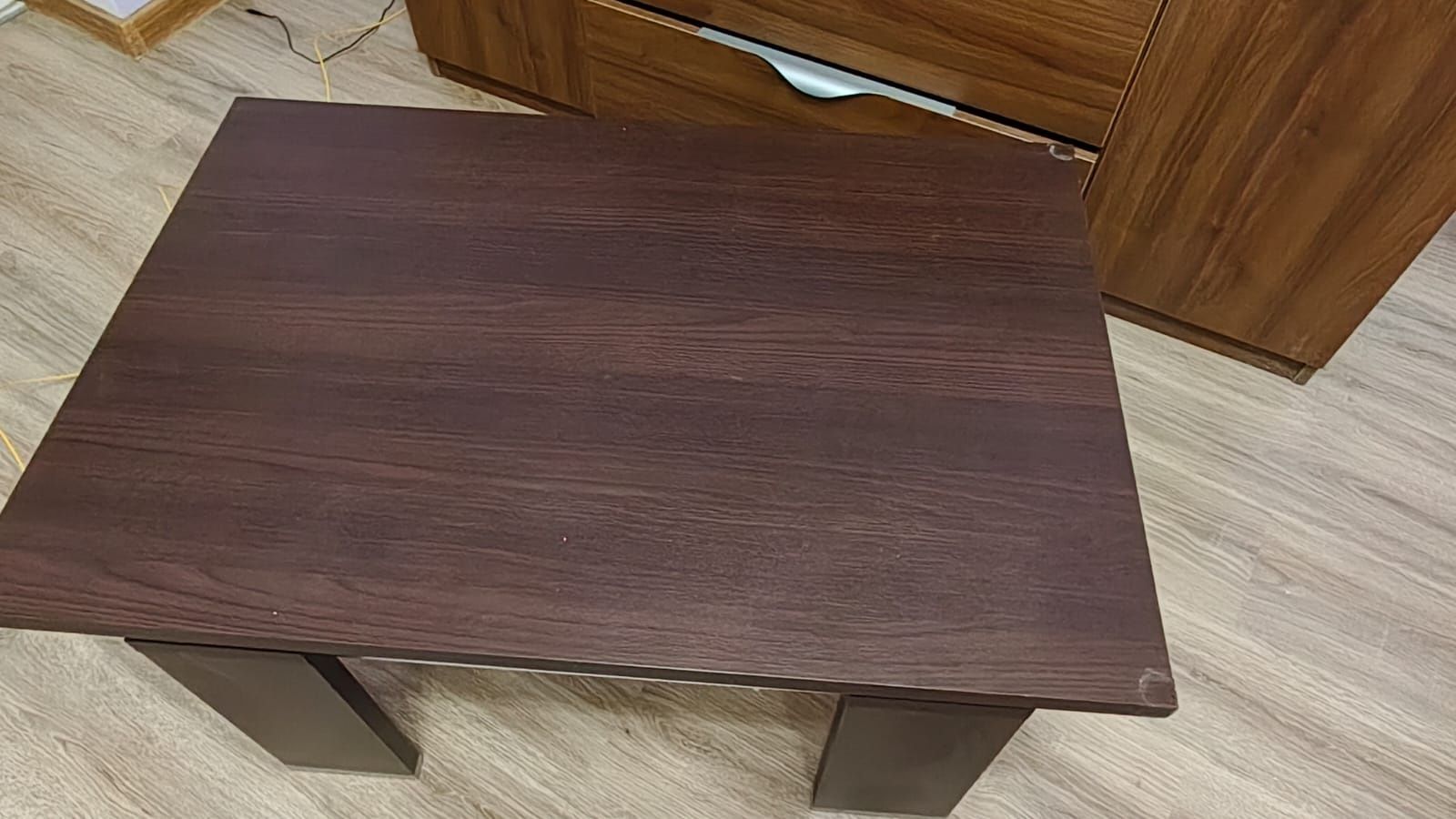 Sprzedam stolik 90x60x50