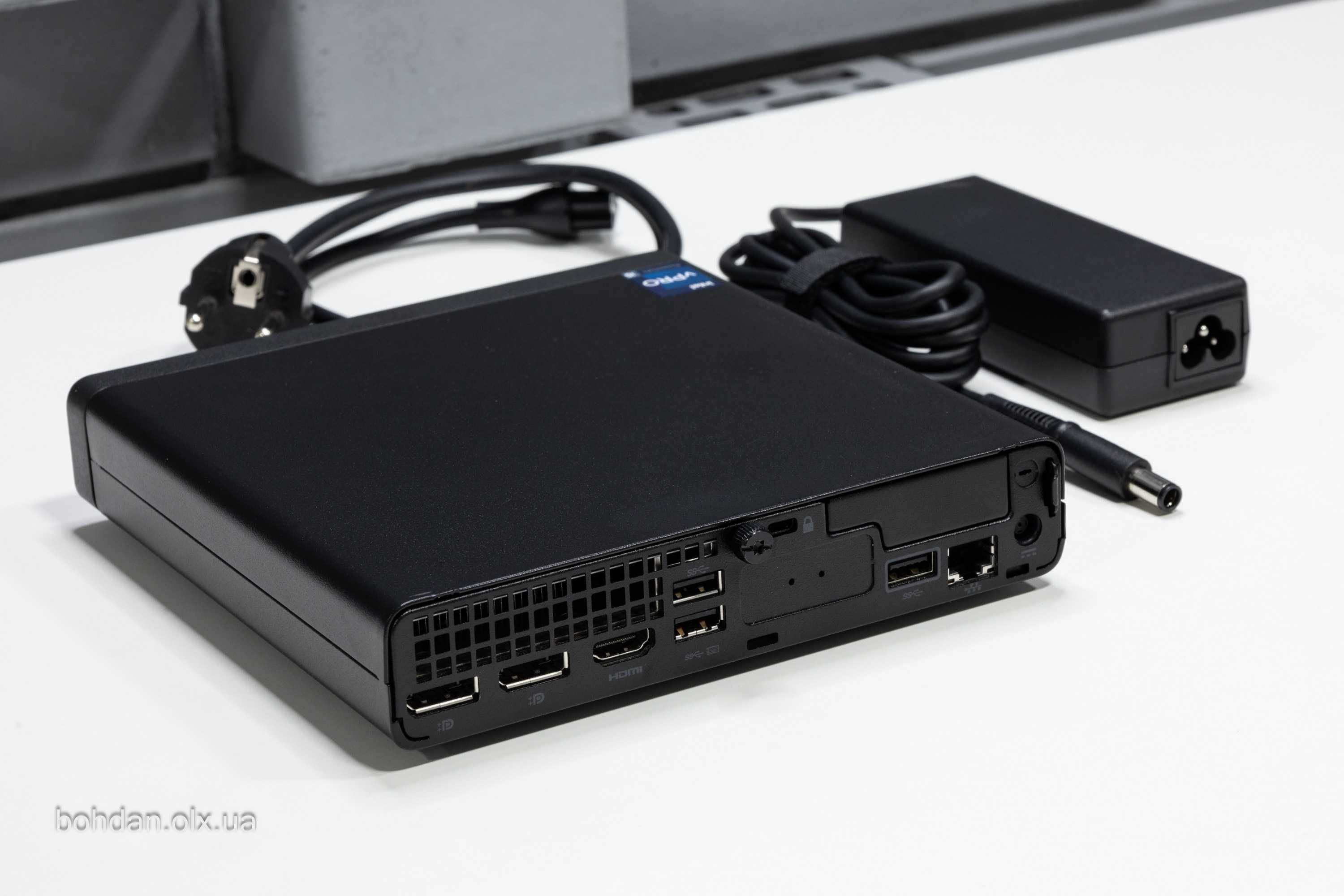 HP Elite Mini 600 G9 i5-13500T 16GB DDR5 256GB M.2 NVMe