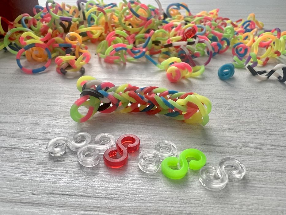 Сундучок с резинками для плетения