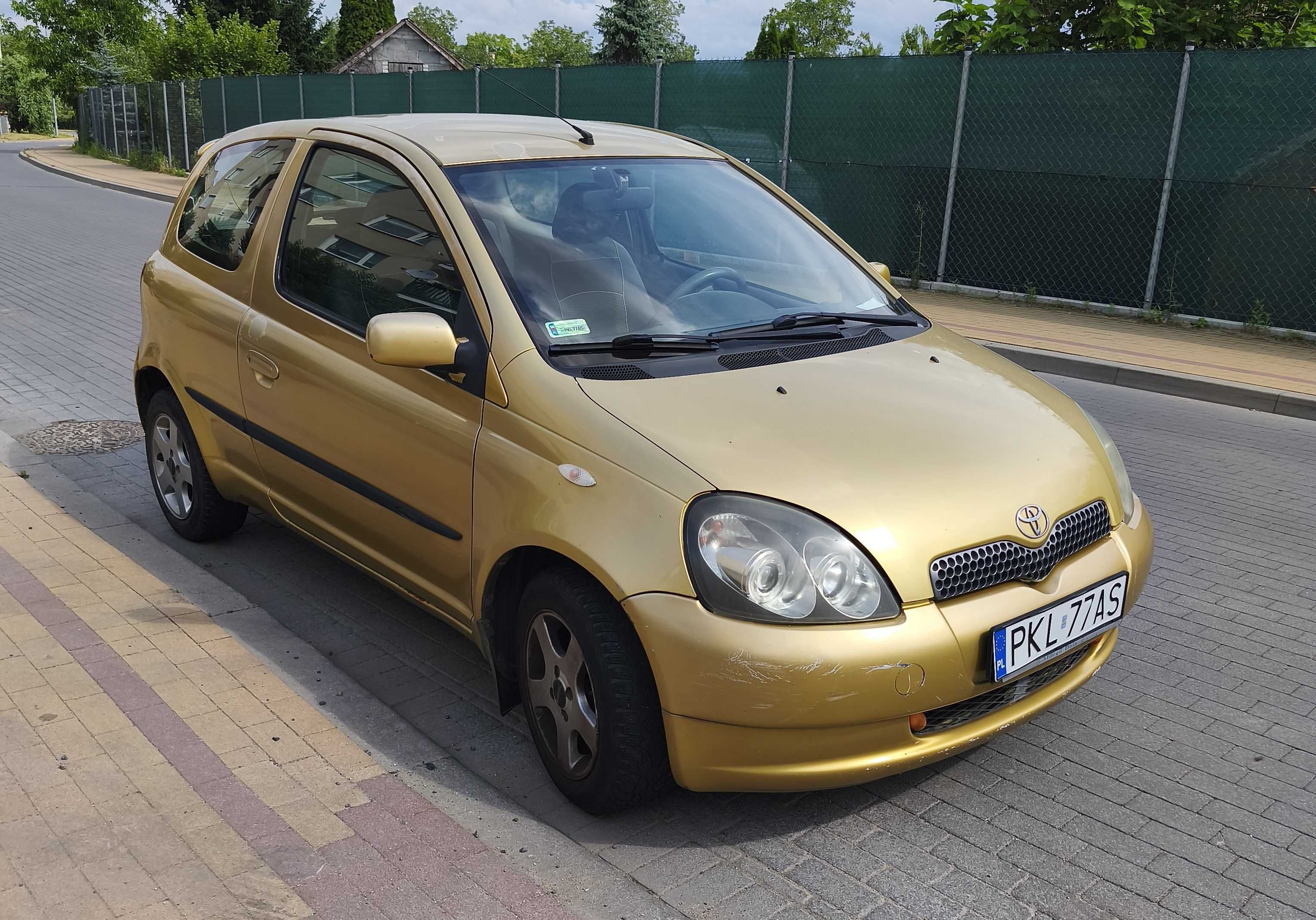 Toyta Yaris 1.0 2001 benzyna