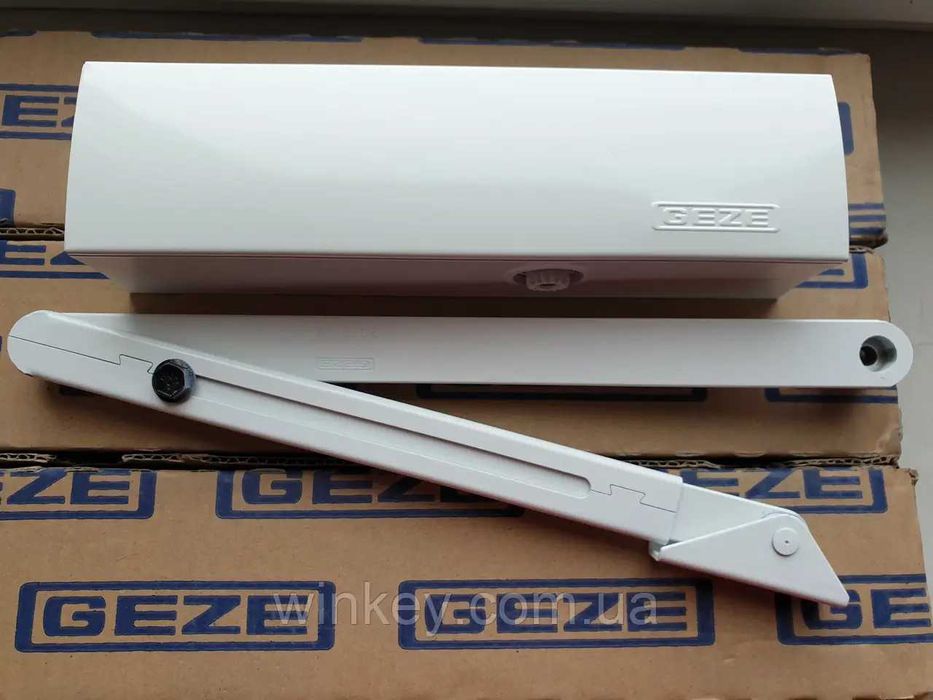 Доводчик/дотягувач дверей GEZE ts 1500