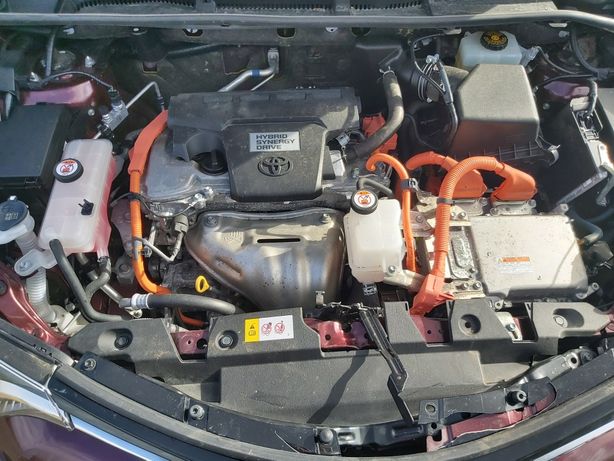 Sprężarka klimatyzacja Toyota RAV4 IV Lift 2.5 Hybryda