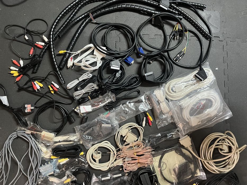 Various Cables for TV, Audio, and Computer Systems64284339586434122