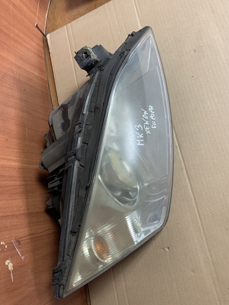 Ford MONDEO MK3 lampa prawa przednia przod XENON EUROPA