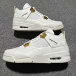 Buty JordanAirJordan4Retro Metallic Gold sportowe rozmiar.38