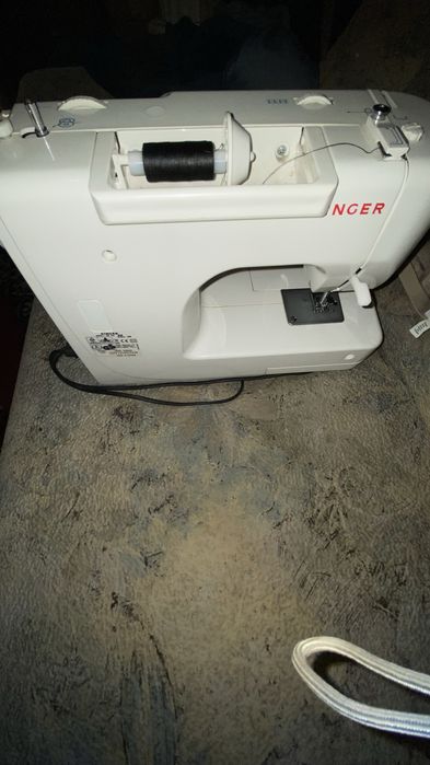 Швейная машинка SINGER 1507