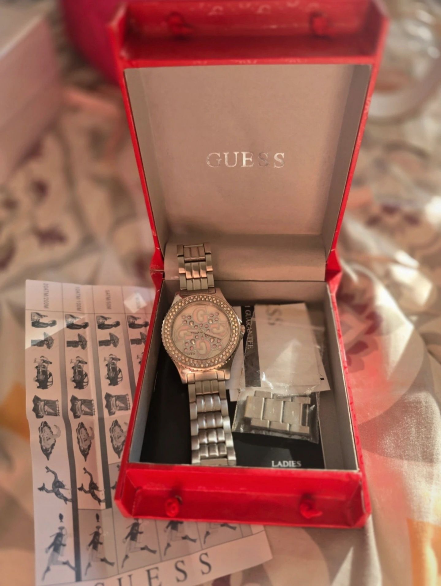 Zegarek guess nowy
