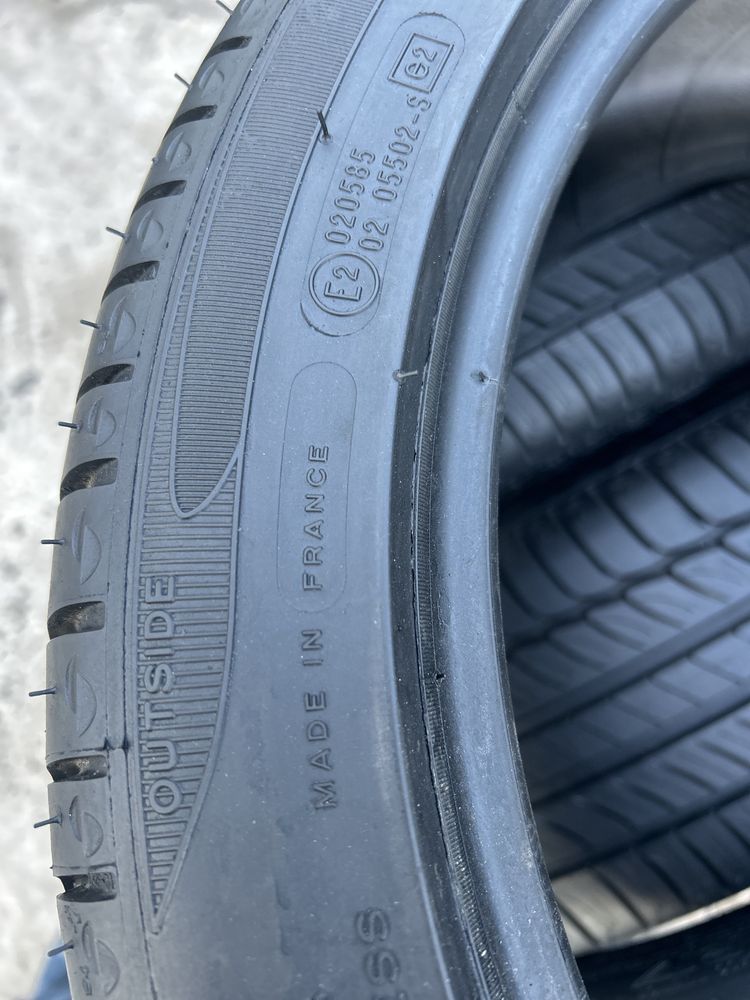 Шини нові Michelin 215/45r17  літо комплект