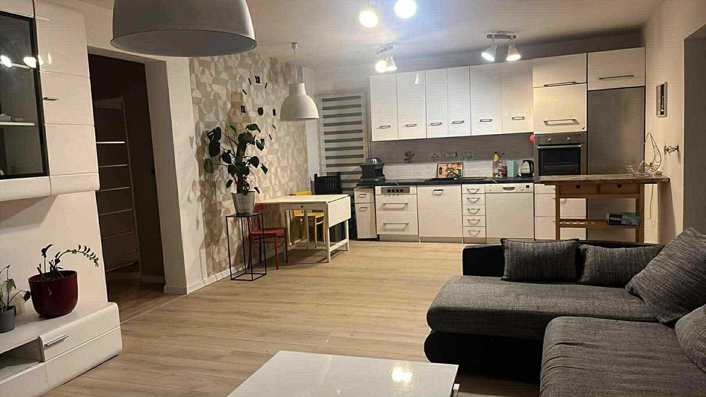 Zamienie nowy ładny dom wolnostojący z dużą dziąłką w obrębie Karnina