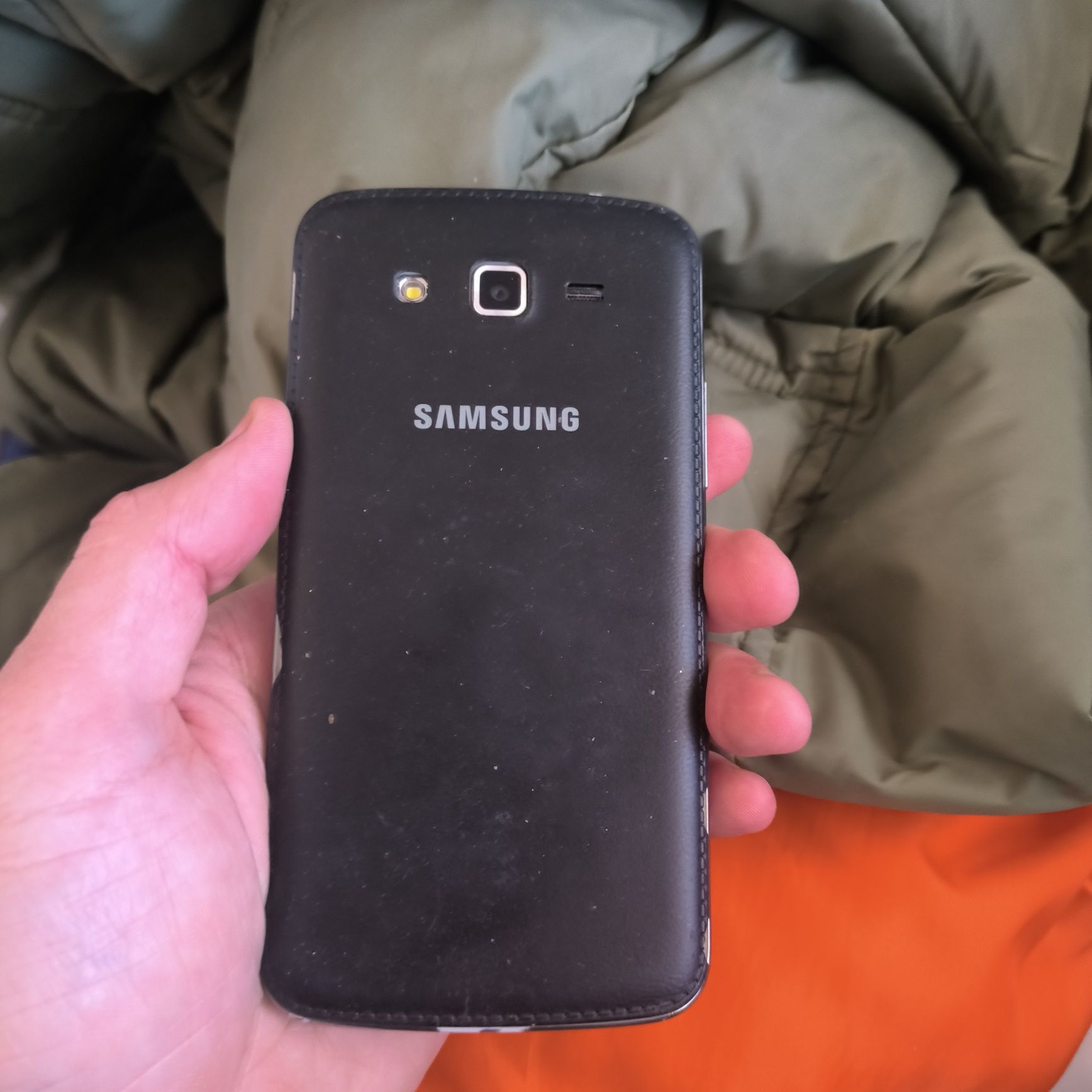 Samsung Galaxy Grand 2 Duos G7102  на деталі