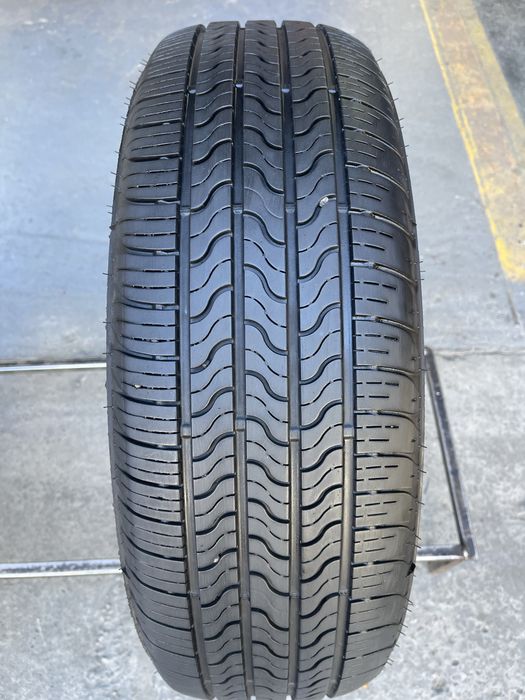 Шина R17 215 65 Goodyear Firestone Склад Осокорки RLX