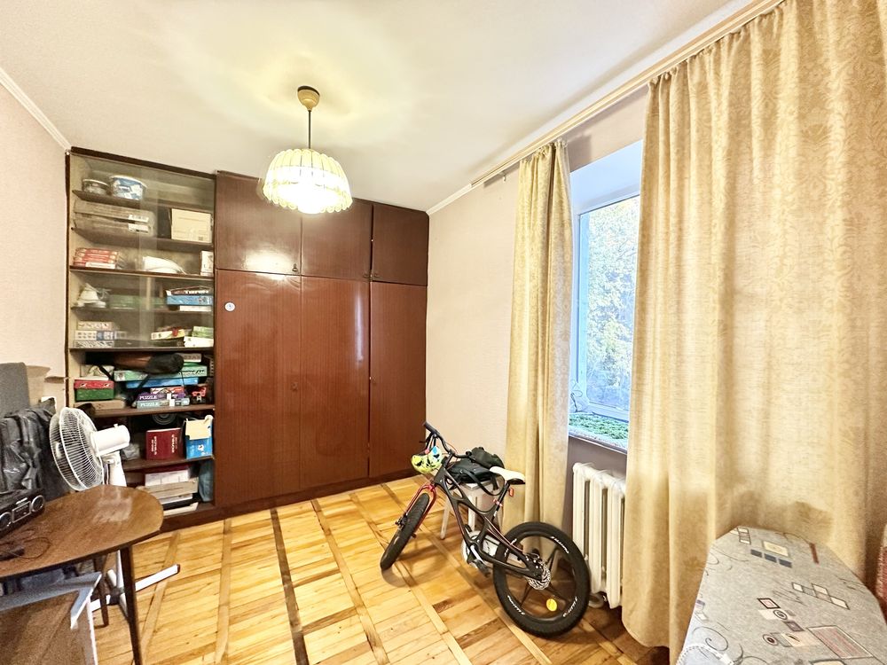Продаж  квартири по вул Одеській 3/5 цегла