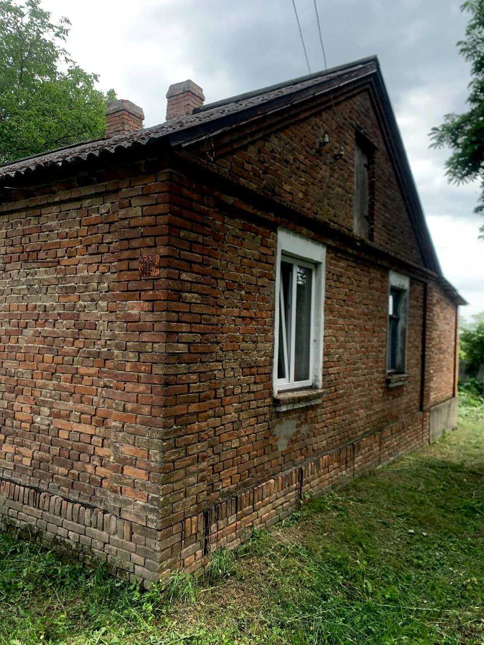с. Мирне будинок