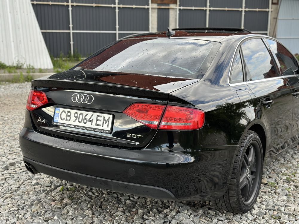 Продам Audi A4 B8 2010