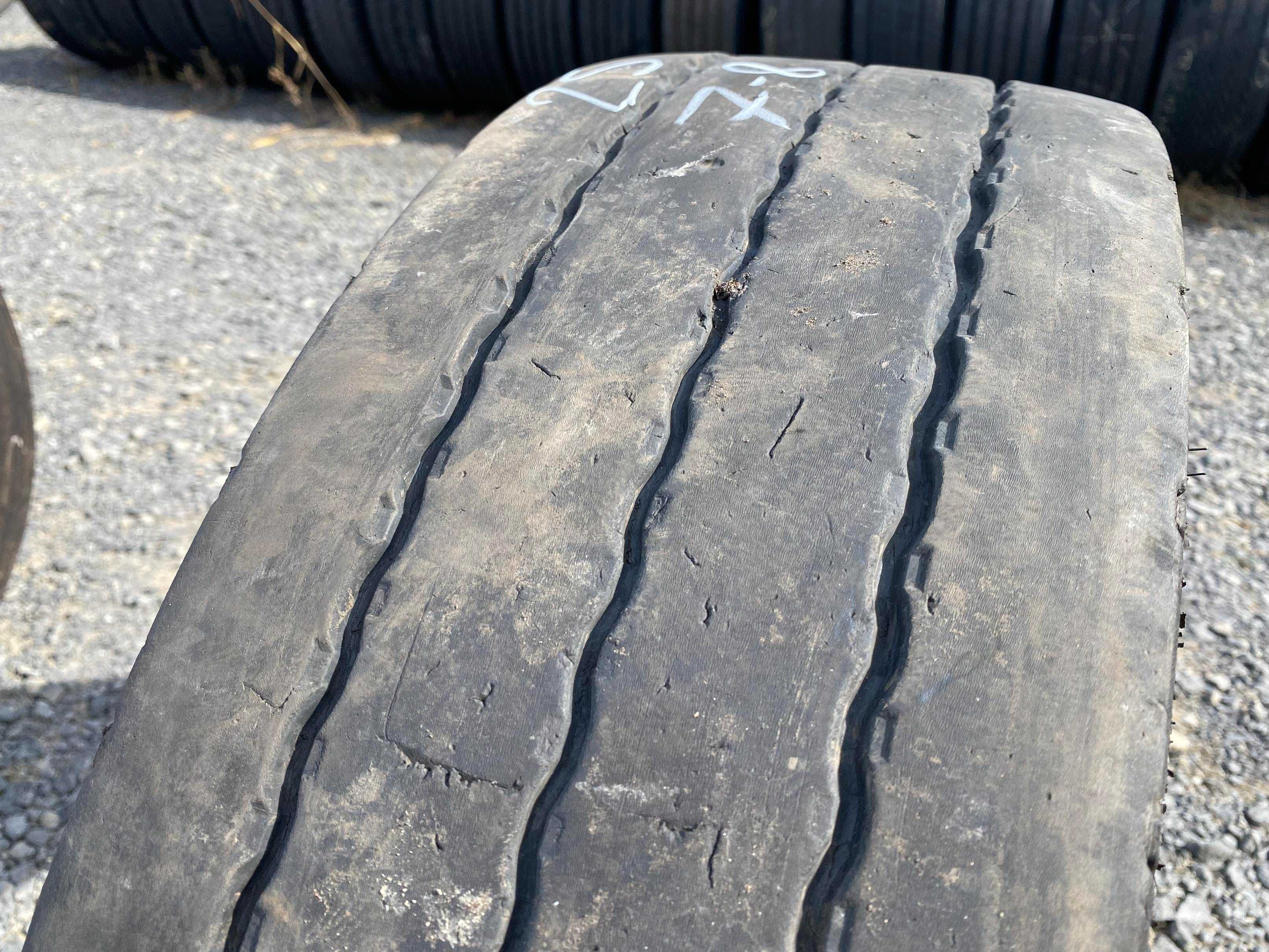 235/75R17.5 Opona SEMPERIT RUNNER T2 Naczepa t 2