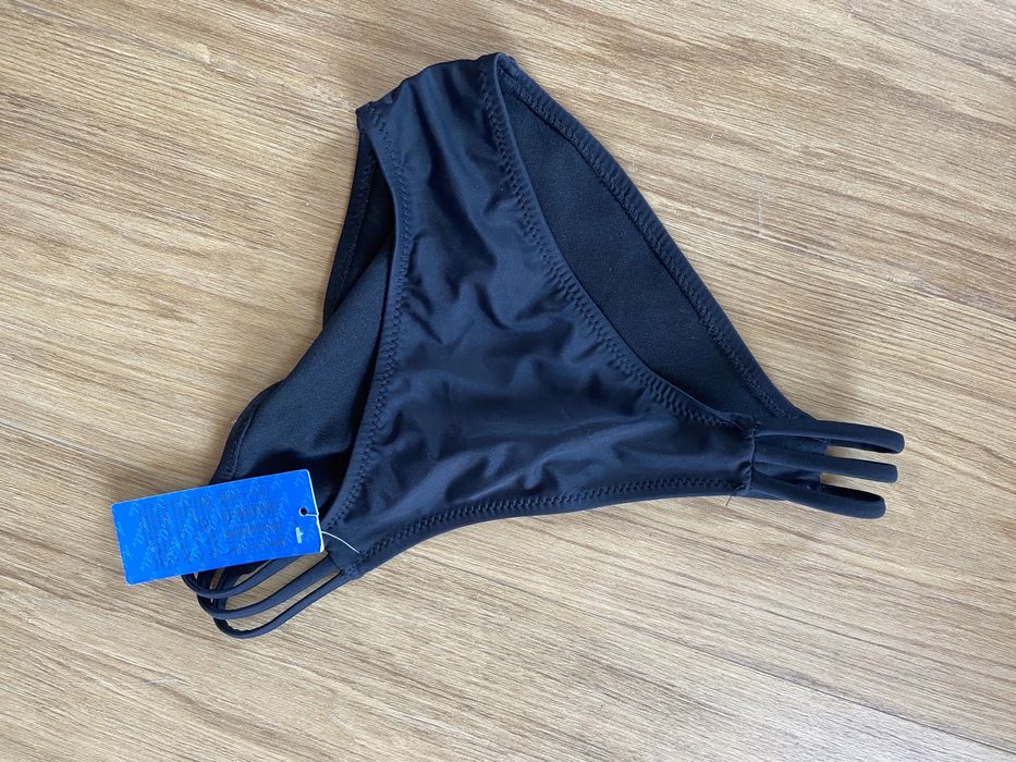 Cueca bikini beneton verde / preta