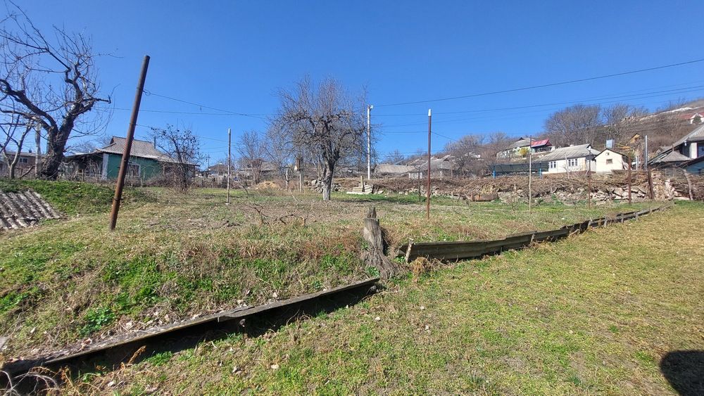 Продам 10 соток. Вул.Острівська,388.