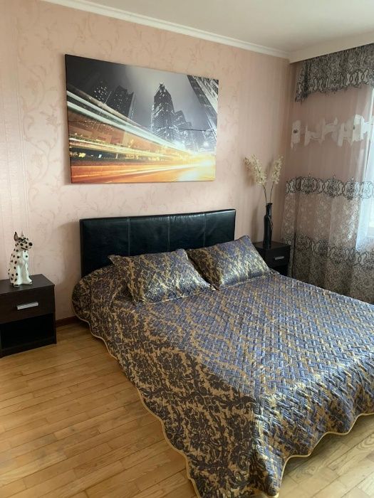 Сдам 3-ком Квартиру Посуточно в Одессе по пр. Добровольского 159