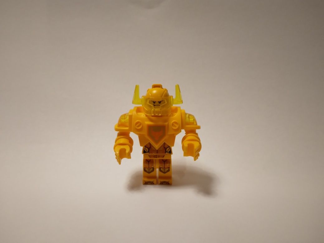 Axl(Ultimate Axl) - Minifigurka Lego Nexo Knights