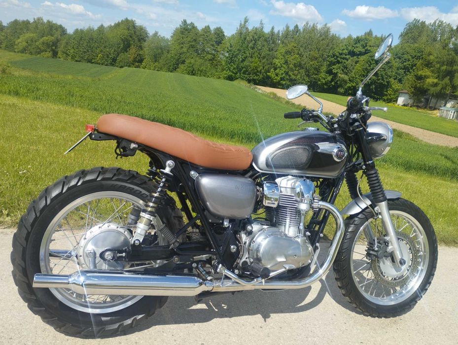 Kawasaki w800 Cafe racer scrambler A2 Bonneville Vulcan Virago