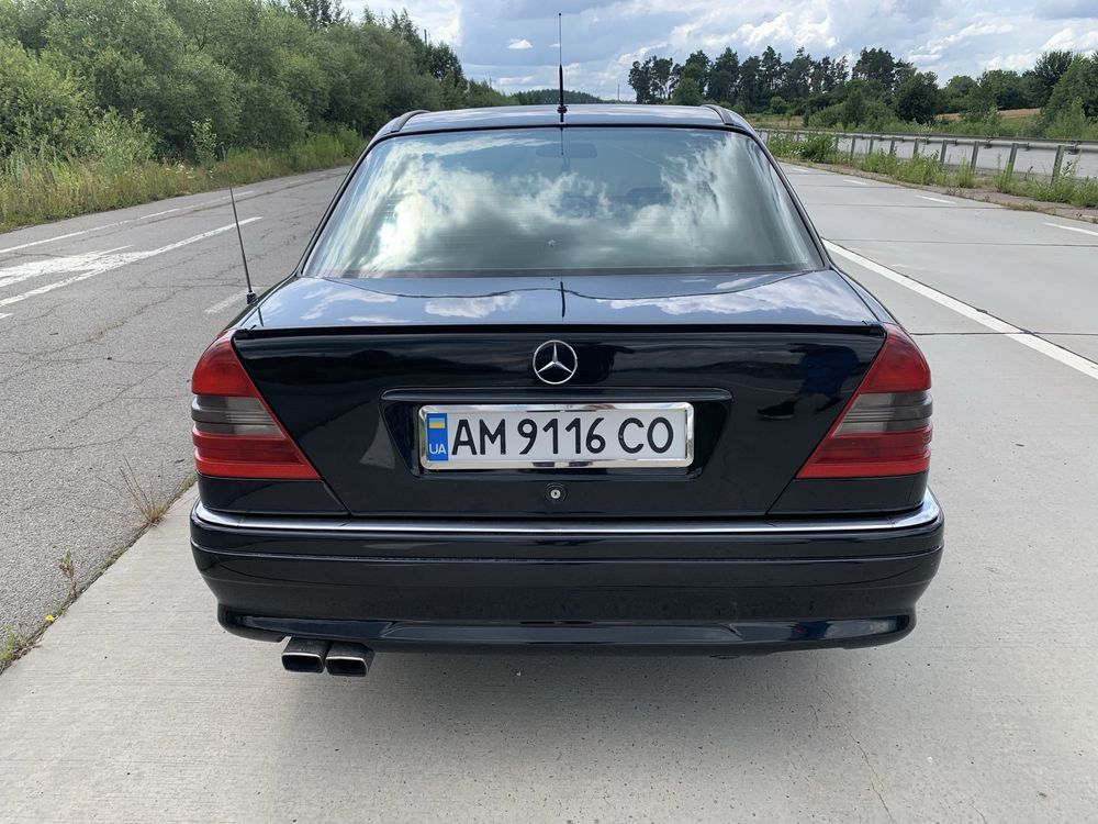 Продам w202 2.8 газ бенз 1994