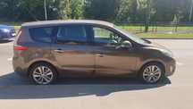 Renault Scenic Renault Grand Scenic | 7 osób | Bogata wersja | Na części lub naprawę